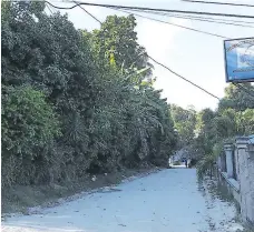  ??  ?? BENEFICIO. Pobladores urgen de un sistema de aguas negras.