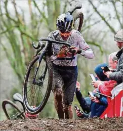  ?? Foto: Serge Waldbillig ?? Thomas Pidcock ist auch im Cyclocross schnell unterwegs, in München startet er aber auf dem Mountainbi­ke.