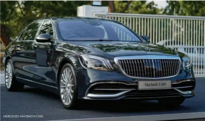  ?? ?? MERCEDES-MAYBACH S 560