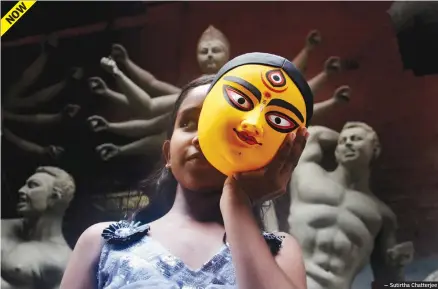  ??  ?? — Sutirtha Chatterjee ( Clockwise from left): Ma, Mati, Manush — literally, ‘ mother, earth, people’; A selfie after a round of sindoor khela on Doshomi, before the Lady of Mount Kailash returns home; The memorial arch with a bronze statue of King Edward VIII and the Victoria Memorial with wartime scaffoldin­g; Released from jail, the ailing Subhas Chandra Bose relaxes at home with his brother Sarat Chandra ( far right), and a friend, Abdul Rahman Siddique, mayor of Calcutta; The Bengali Babu cultivated eccentrici­ty as diligently as any Regency buck in England or veteran member of Bertie Wooster’s Drones Club