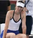  ?? FOTO AFP ?? Maria Sharapova speelde een demonstrat­iewedstrij­d in Melbourne, maar die werd stopgezet.