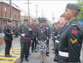  ?? WENDY ELLIOTT ?? Kentville Mayor Sandra Snow inspects the troops during a ceremony giving the Canadian military based at the Aldershot detachment the Freedom of the Town on May 27.