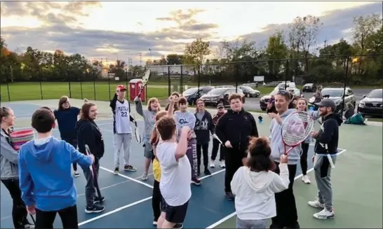  ?? GREATER POTTSTOWN TENNIS & > LEARNING / FOR MEDIANEWS GROUP ?? Adaptive tennis is offered at Maple Street Park in Pottstown in addition to Pottstown area schools.