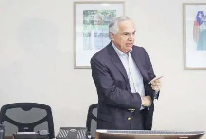  ??  ?? ► El vicepresid­ente Andrés Chadwick se refirió ayer a la renuncia de Blanco al CDE.