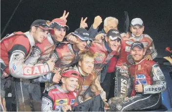  ??  ?? Richard Hall (third from left) celebrates Panthers’ Elite League Grand Final triumph in 2006.