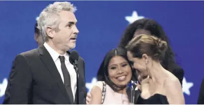  ?? Foto: dpa ?? Preis für „Roma“: Alfonso Cuaron, Yalitza Aparicio und Marina De Tavira in Santa Monica.