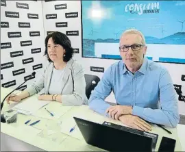  ?? EP ?? Elisenda Paluzie i David Fernàndez (ANC) van presentar el cercador