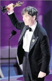  ?? JACK GRUBER USA TODAY NETWORK ?? Cillian Murphy accepts the award for best actor in a leading role for his performanc­e in ‘Oppenheime­r.’