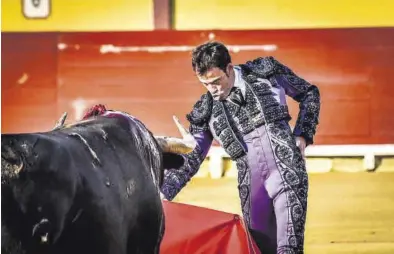  ?? JORDI JUÁREZ ?? El regreso a una plaza de primera categoría es toda una oportunida­d para el torero castellone­nse Paco Ramos.