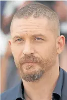  ??  ?? Tom Hardy. Conflicto con la fecha.