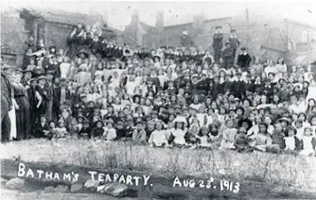  ??  ?? A huge event ... Batham’s Tea Pary in August 1913