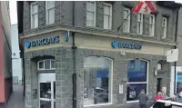  ??  ?? ● Barclays bank on High Street in Pwllheli