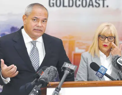  ?? ?? Gold Coast Mayor Tom Tate with Deputy Mayor Donna Gates; (right) Councillor Mark Hammel.