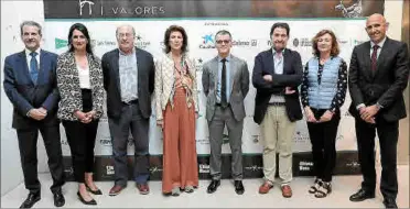  ?? ?? Antoni Carmona, Neus Riera, Joan Besalduch, Carmen Planas, Rubén Baler, Xavier Bonet, Alicia González y Antonio Sánchez Grao.