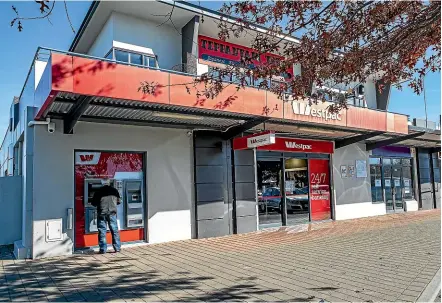  ?? STACY SQUIRES/
STUFF ?? The proposed closure of Kaiapoi’s Westpac branch
has raised concerns about
how some clients will be affected.