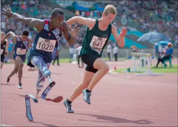  ?? MARTIN POTGIETER ?? LOOKING SHARP: Ntando Mahlangu has broken several disabled records competing against able-bodies.