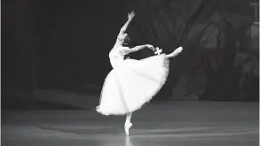  ??  ?? «Giselle» du Ballet Bolchoï sera retransmis­e en direct de Moscou à la salle l’Agora à La Marsa