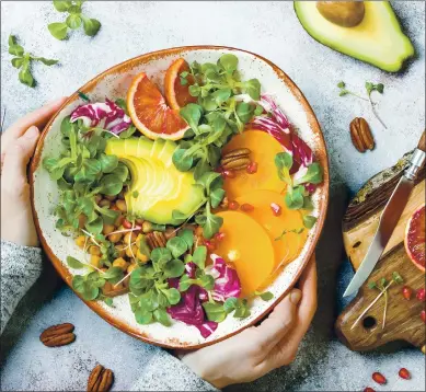  ?? PHOTOS BY GETTY IMAGES ?? Don’t expect greens for a full salad, but your micro garden will offer enough of a crop to add flavor or garnish to dishes.