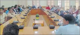  ?? HT PHOTO ?? UKD leaders hold a meeting on the 2022 assembly poll in Haridwar on Monday.