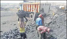  ?? HT FILE ?? Punjab, which is located almost 1,500 kilometres from the coal mines, is facing coal shortage as four out of its five plants have coal stock of less than 10 days