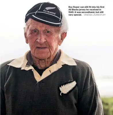  ?? VANESSA LAURIE/STUFF ?? Roy Roper can still fit into his first All Blacks jersey he received in 1949. It was secondhand, but still very special.