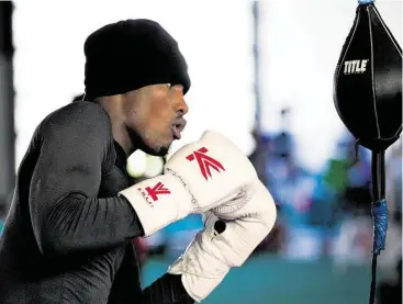  ?? Bob Levey / For the Chronicle ?? Missouri City’s Jermall Charlo, shown here training at the PLEX Gym last year, is scheduled to take on Cornelius Bundrage for the IBF junior middleweig­ht title this Saturday in Connecticu­t.