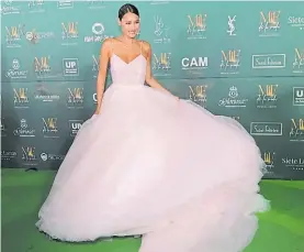  ??  ?? Carolina Ardohain. Pampita lució un vestido de Jorge Rey.