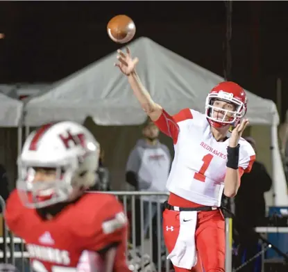  ?? WORSOM ROBINSON/FOR THE SUN-TIMES ?? Naperville Central quarterbac­k Payton Thorne threw for 345 yards and three touchdowns last week.