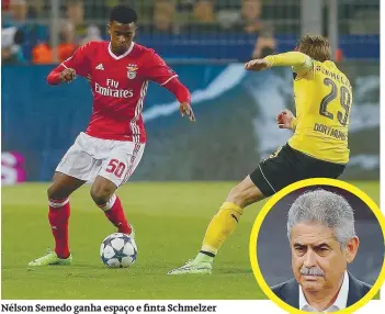  ??  ?? Nélson Semedo ganha espaço e finta Schmelzer