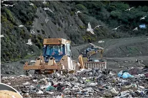  ?? CAMERON BURNELL, ROSS GIBLIN/STUFF ?? Food waste is thought to amount to 30% of all food that is produced, and wasting bread, which can be kept in the freezer, is unnecessar­y.