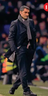  ??  ?? 1
Cambio di posto 1 Ernesto Valverde, 55 anni, ex allenatore del Barcellona. 2 Qique Setien, il suo successore