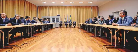  ?? Reuters ?? Margot Wallstrom, Martin Griffiths and delegates attend the UN-sponsored peace talks on Yemen in Rimbo, Sweden, yesterday.