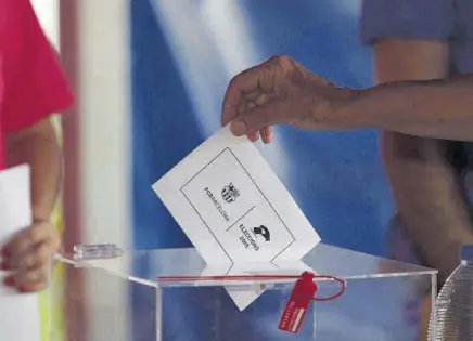  ?? AROLAS ?? En las últimas elecciones a la presidenci­a del Barça, el debate sobre la implantaci­ón del voto electrónic­o se ha vuelto a poner sobre la mesa
//
