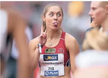  ?? FOTO: DPA ?? Bei den Deutschen Meistersch­aften in Nürnberg hat Gina Lückenkemp­er unlängst ihren 2017 errungen Titel über 100 Meter in 11,15 Sekunden souverän verteidigt.