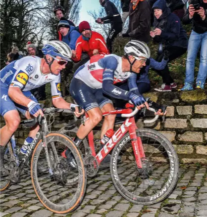  ??  ?? Stuyven and Lampaert set an unmatchabl­e pace on the Muur at Omloop last year