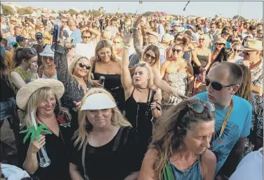  ?? Picture: Vernon Nash ?? FRIENDLY Victorious Festival 2019. If you're going this year, give the police a wave.