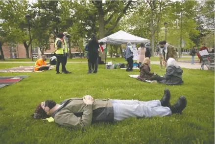  ?? DAN JANISSE PHOTOS ?? Participan­ts are shown at a “Liberation Zone” demonstrat­ion at the University of Windsor on Thursday, May 9.