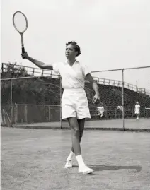  ?? © Bettmann / Corbis 1950 ?? Althea Gibson practiced at Forest Hills a month before she was the first black player in the U.S. championsh­ips.