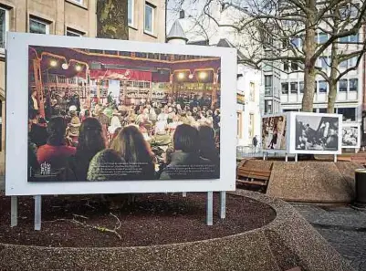  ?? Photo: Pierre Matgé/luxemburge­r Wort ?? L’exposition rétrospect­ive du Luxembourg City Film Festival est installée jusqu’au 22 mars à la place Guillaume II.