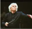  ?? Foto: Henry Lin, dpa ?? Simon Rattle dirigiert am Samstag Br‰sinfoniker.
die