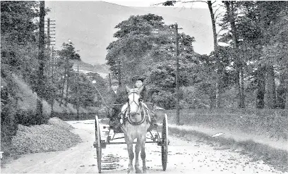  ??  ?? ●●Woodhead Road was used by people and their horse-driven vehicles