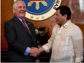  ?? — AFP ?? Philippine­s President Rodrigo Duterte with US secretary of state Rex Tillerson prior to their meeting at Malacanang Palace, Manila, on Monday.