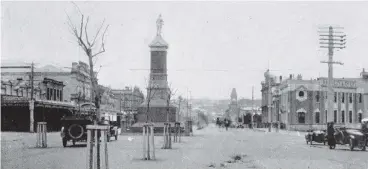  ?? COPIES OF PICTURE AVAILABLE FROM ODT FRONT OFFICE, LOWER STUART ST, OR ODTSHOP.CO.NZ ?? Thames St, Oamaru, looking south, with the fallen soldiers’ memorial. — Otago Witness, 16.11.1920.