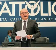  ??  ?? Linea dura
Il presidente di Cattolica, Paolo Bedoni, in assemblea dei soci