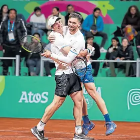  ?? Lima 2019 ?? Los argentinos celebran juntos; van por el oro