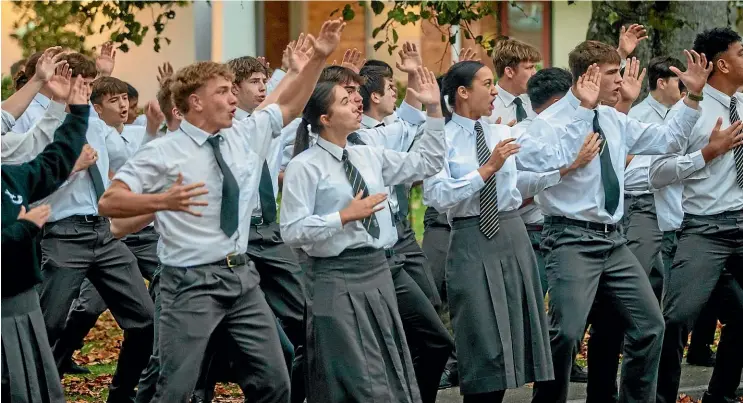  ?? TOM LEE/STUFF ?? A haka is performed following the memorial service of Margaret Forsyth.