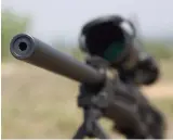  ??  ?? CS/LR4A狙击步枪枪管­为经过特殊表面处理的­精锻重型枪管