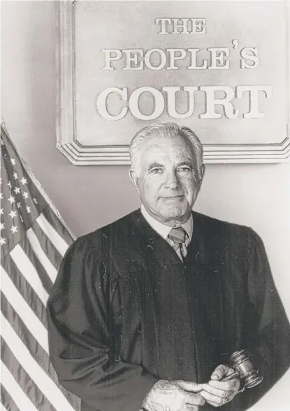  ?? | SUN- TIMES LIBRARY ?? Before auditionin­g for “The People’s Court,” JosephWapn­er spent more than 20 years on the bench in Los Angeles.