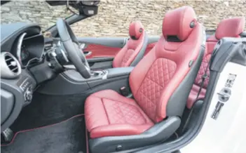  ??  ?? AMG Cabrio izvedba među upečatljiv­ijima je u paleti ponuđenih izvedbi osvježene C-klase