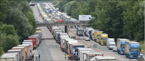 ?? Picture: Gary Browne FM3945006 ?? Operation Stack between Junction 9 and 10 of the M20